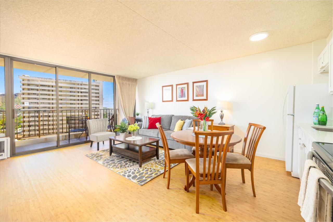 Ferienwohnung Waikiki Banyan Ocean View Oasis With Free Parking! Honolulu Exterior foto