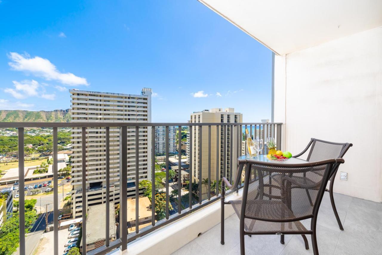 Ferienwohnung Waikiki Banyan Ocean View Oasis With Free Parking! Honolulu Exterior foto