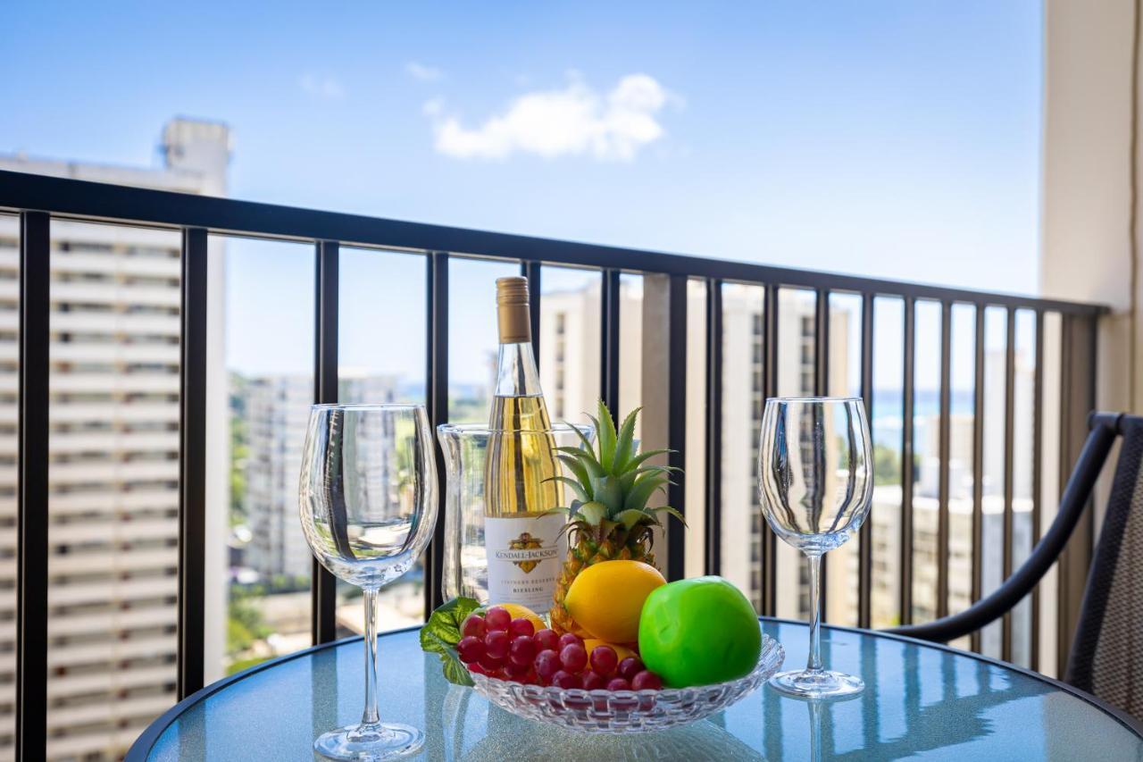 Ferienwohnung Waikiki Banyan Ocean View Oasis With Free Parking! Honolulu Exterior foto