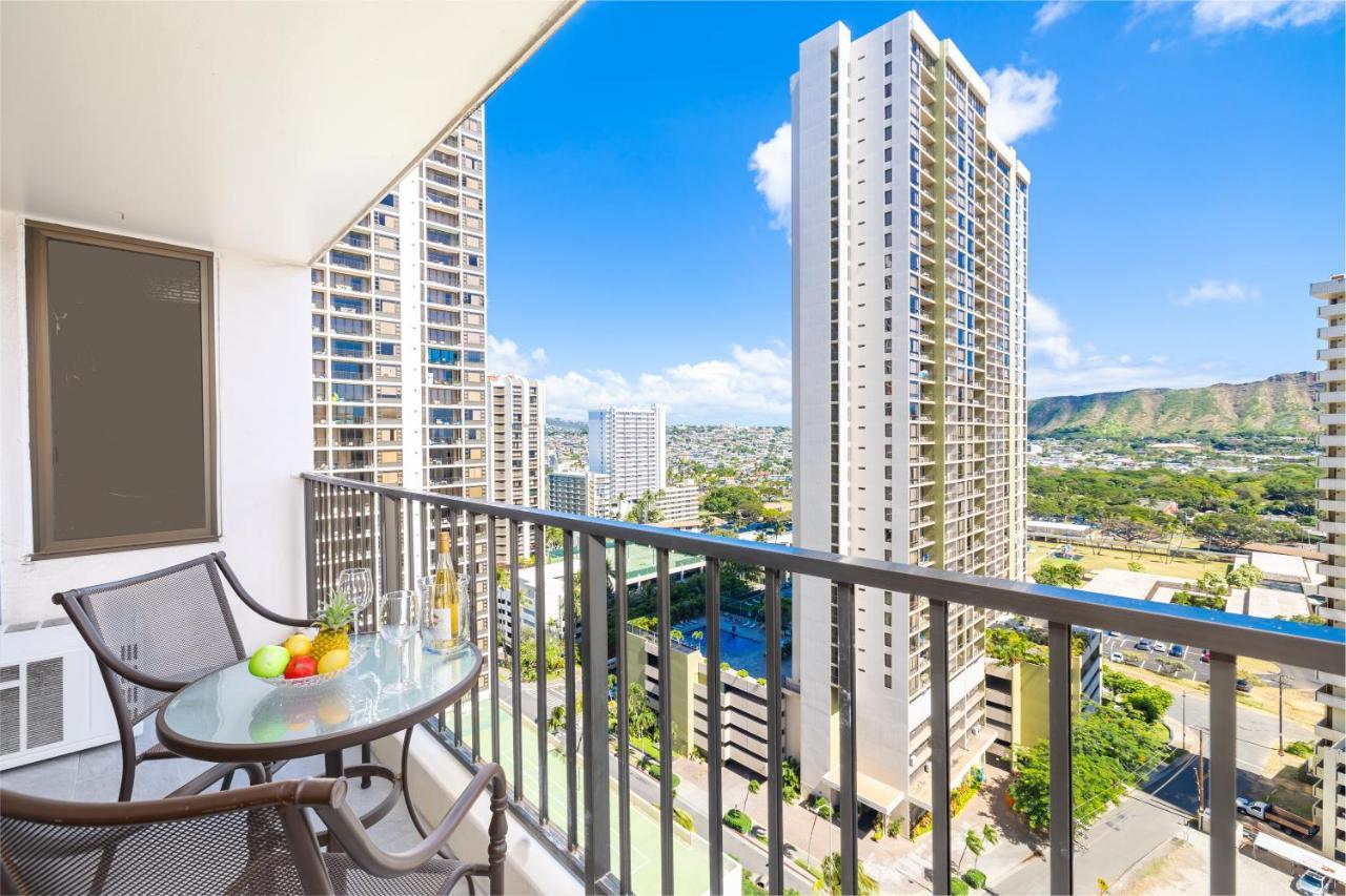 Ferienwohnung Waikiki Banyan Ocean View Oasis With Free Parking! Honolulu Exterior foto