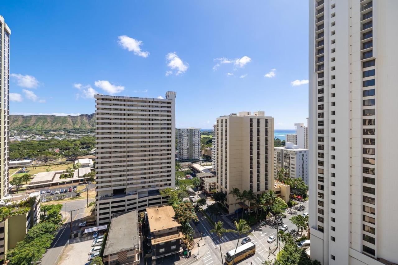 Ferienwohnung Waikiki Banyan Ocean View Oasis With Free Parking! Honolulu Exterior foto