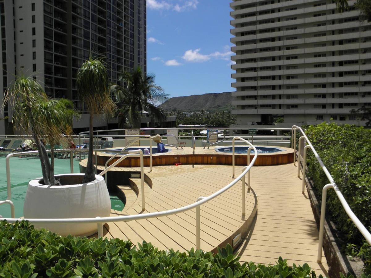 Ferienwohnung Waikiki Banyan Ocean View Oasis With Free Parking! Honolulu Exterior foto